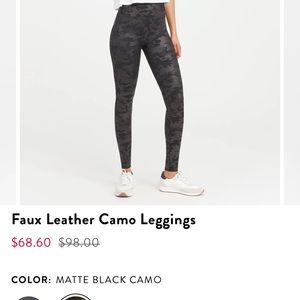 Spanx Matte Black Camo Legging